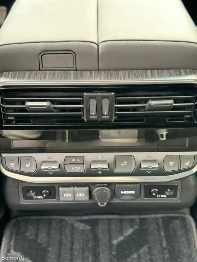 Toyota Land Cruiser 2026 · 3.5 AT