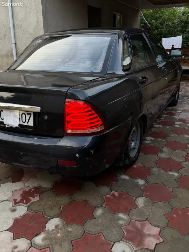 Lada (ВАЗ) Priora 2009 · 1.7 MT