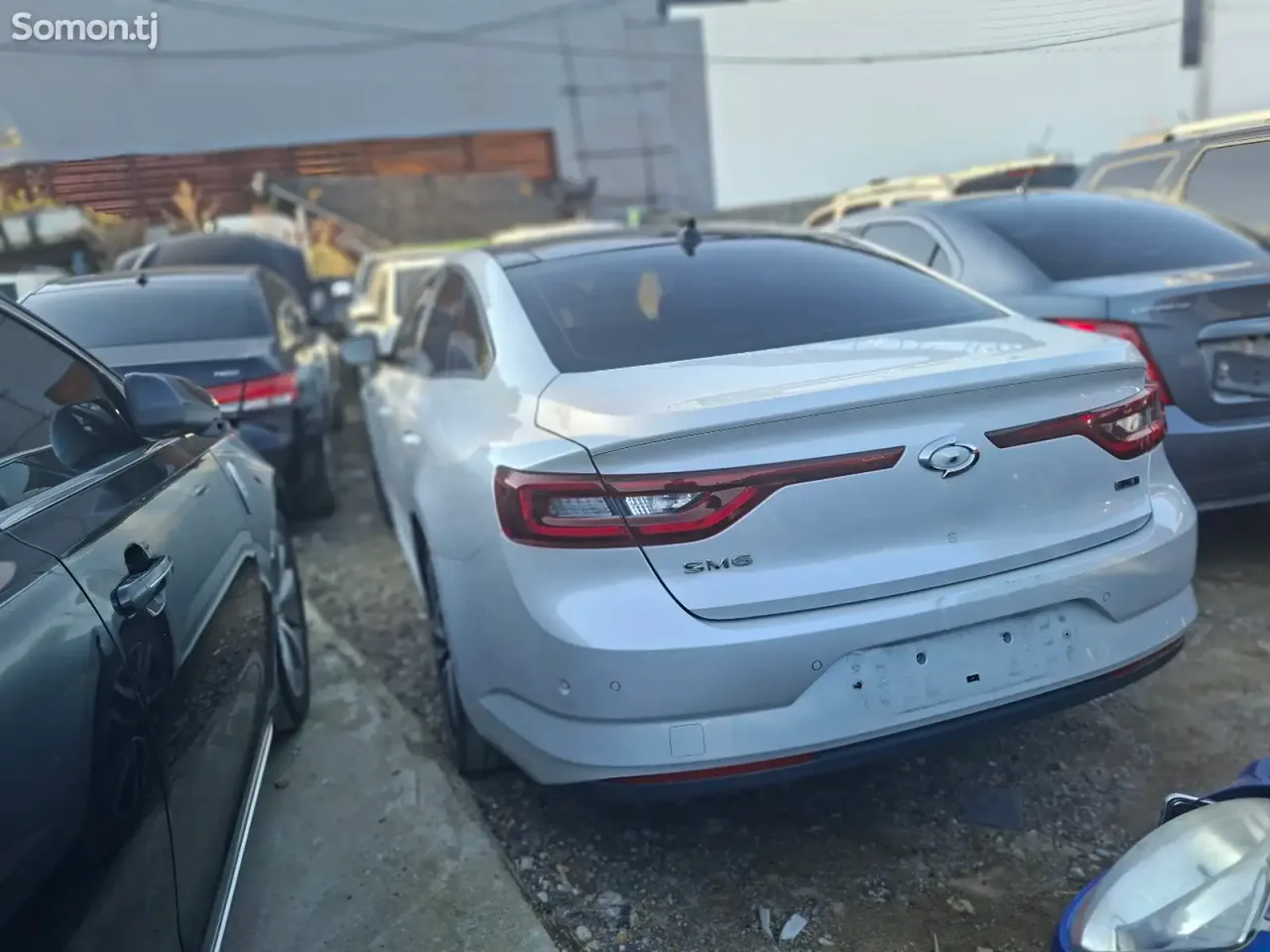 Renault Samsung SM6 2016 · AT