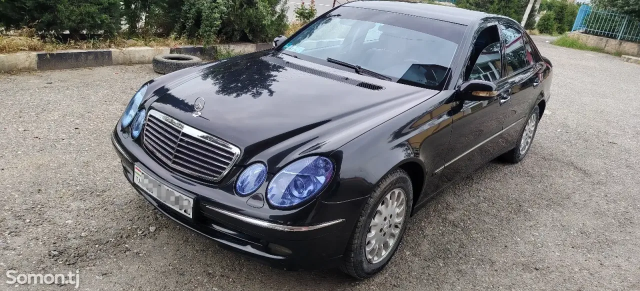 Mercedes-Benz E class 2002 · 2.4 AT