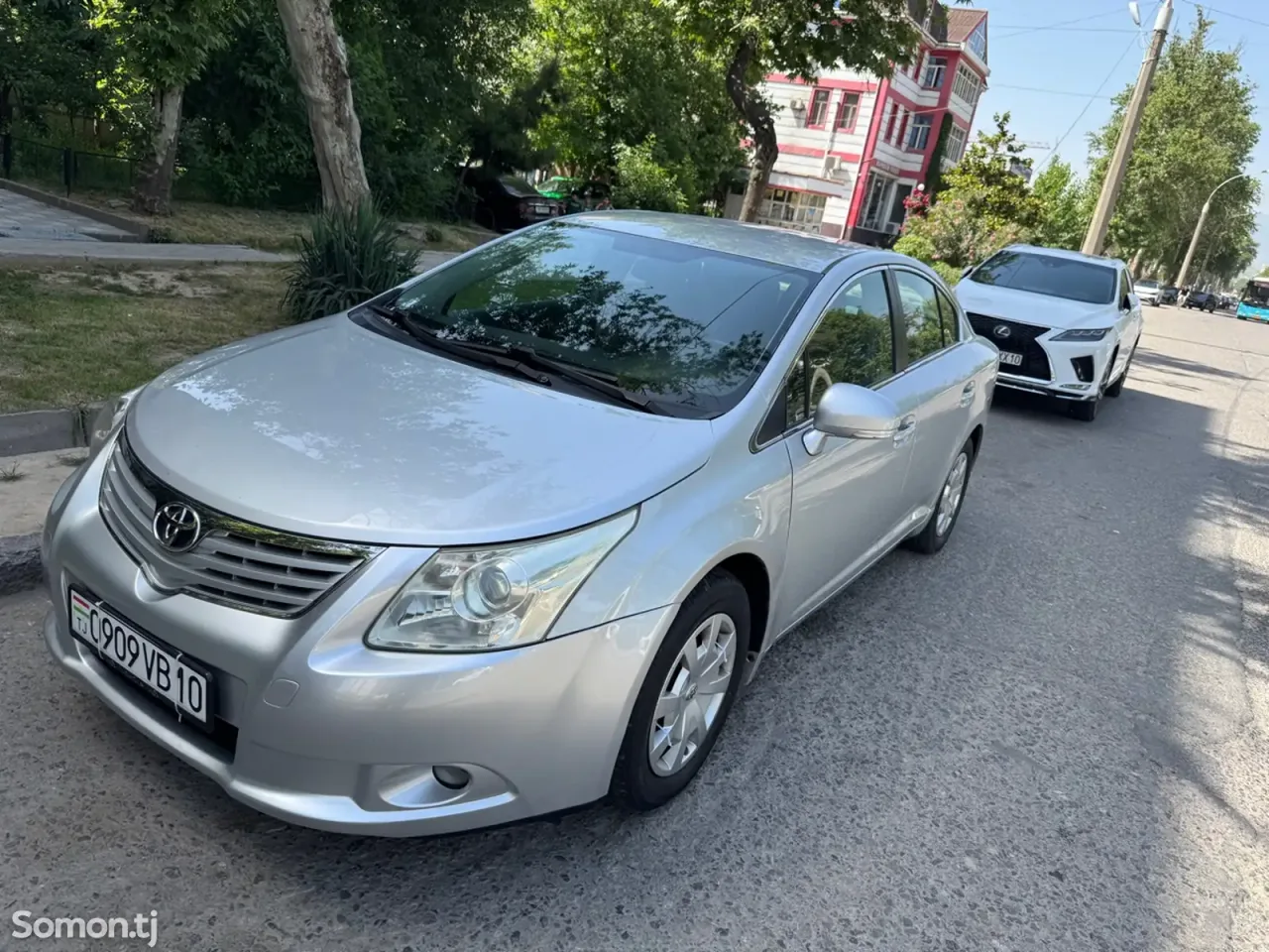 Toyota Avensis 2009 · 1.8 MT
