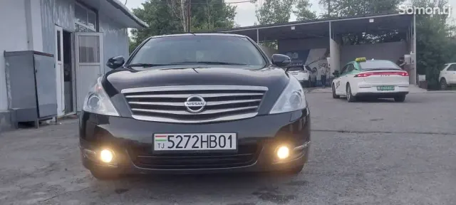 Nissan Teana 2012 · 2.4 AT