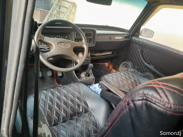 Lada (ВАЗ) 2107 2008 · 1.6 MT