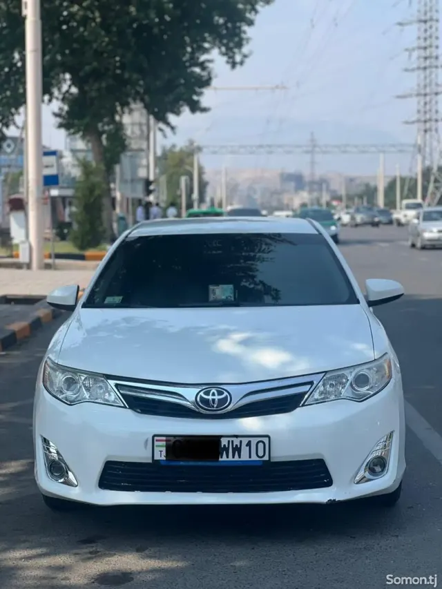 Toyota Camry 2014 · 2.5 AT