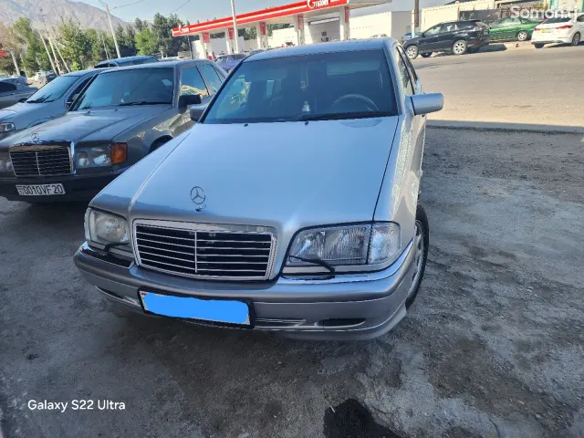 Mercedes-Benz C class 2000 · 1.8 AT