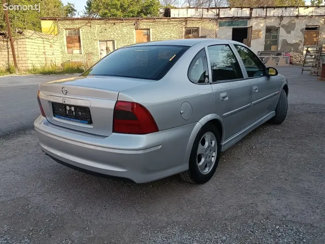 Opel Vectra B 1999 · 1.6 MT