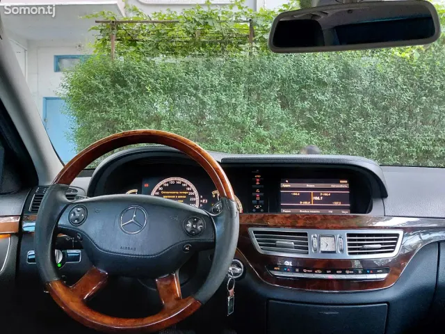 Mercedes-Benz S class 2008 · 3.5 AT