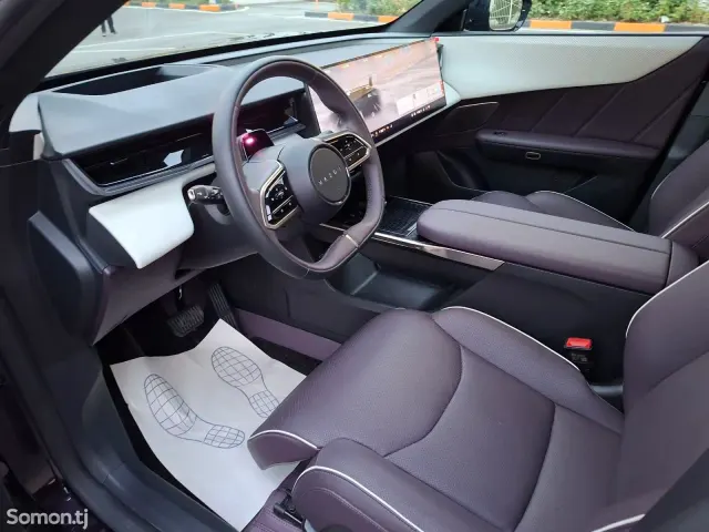 Mazda EZ-6 2025 · AT