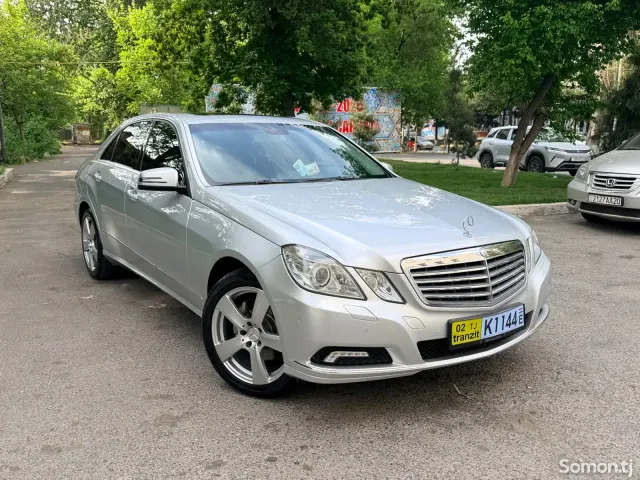 Mercedes-Benz E class 2010 · 3.0 AT