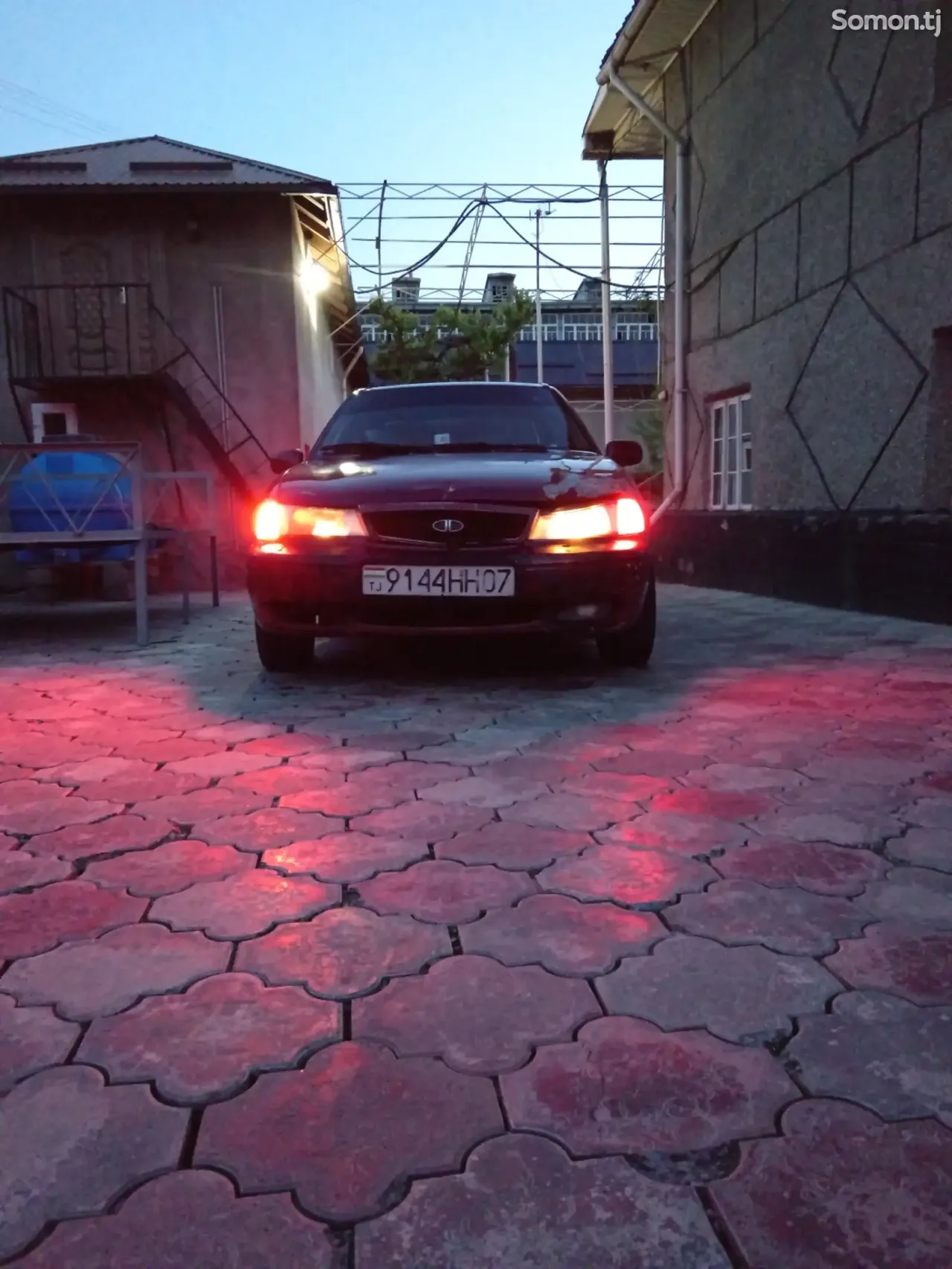 Daewoo Nexia 1995 · 1.6 MT