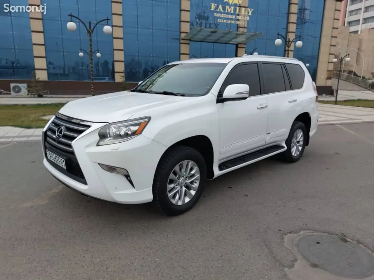 Lexus GX series 2015 · 4.6 AT