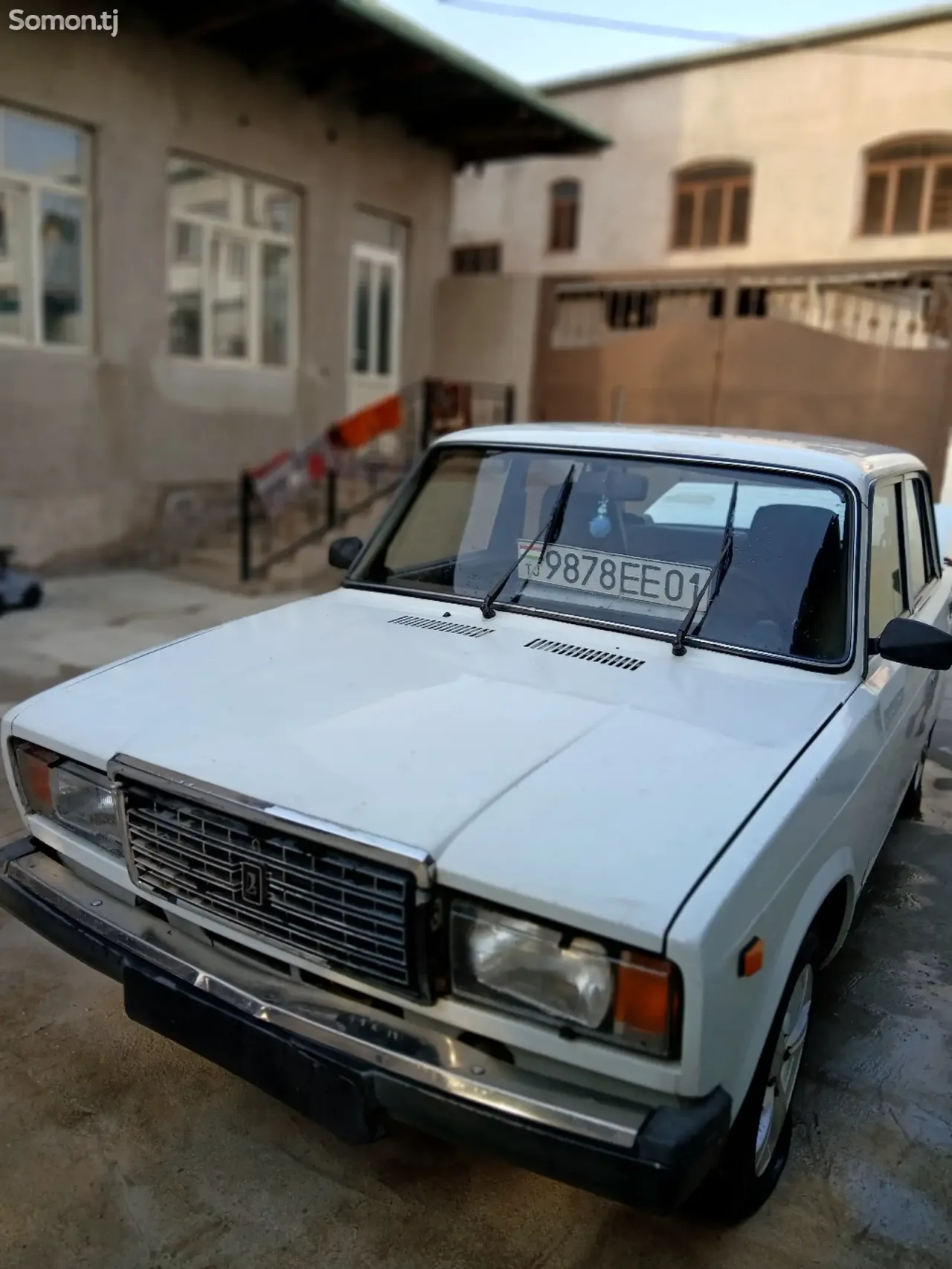 Lada (ВАЗ) 2107 2004 · 1.6 MT