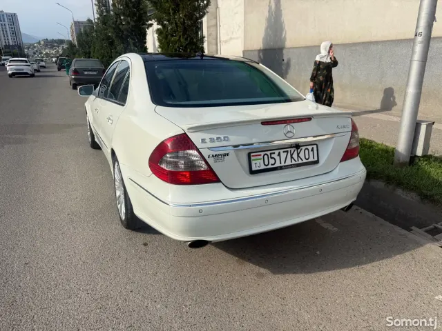 Mercedes-Benz E class 2008 · 3.5 AT