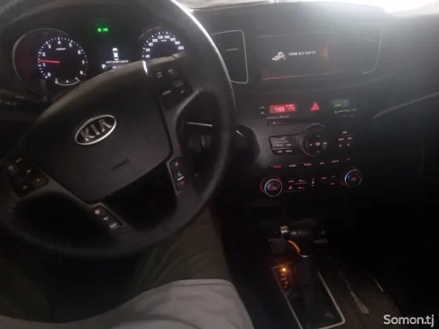Kia K7 2012 · 2.5 AT