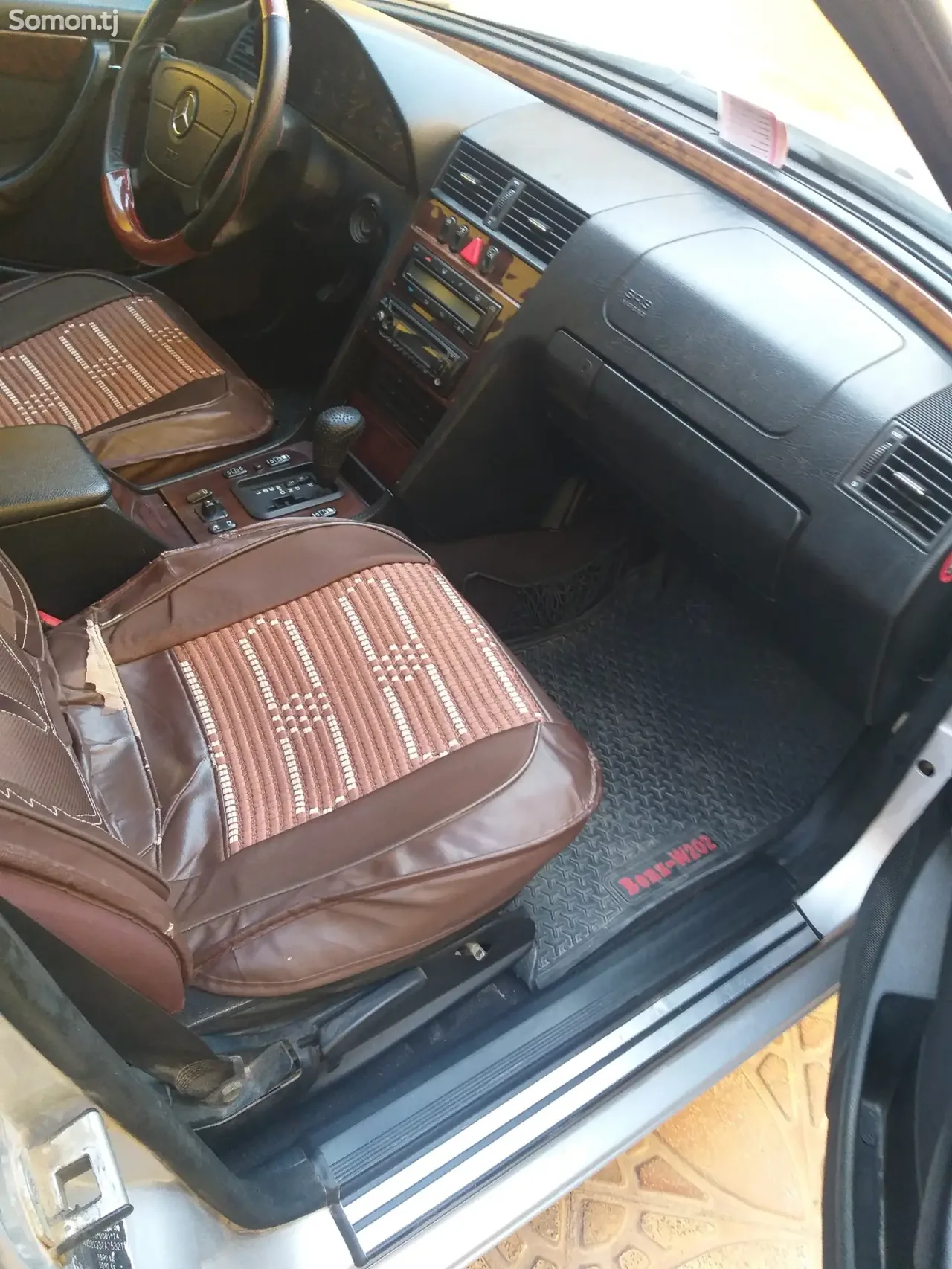 Mercedes-Benz C class 1999 · 2.2 AT