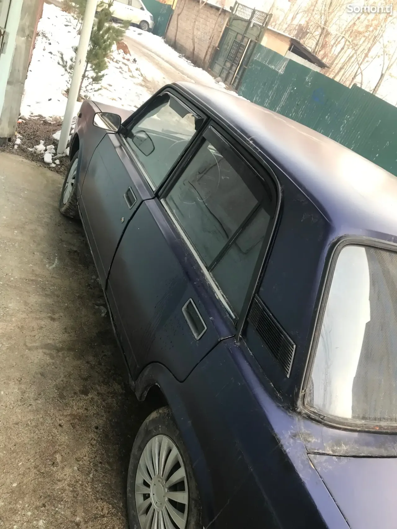 Lada (ВАЗ) 2107 1998 · 0.7 MT