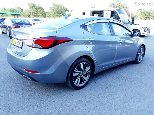 Hyundai Avante 2014 · 1.6 AT