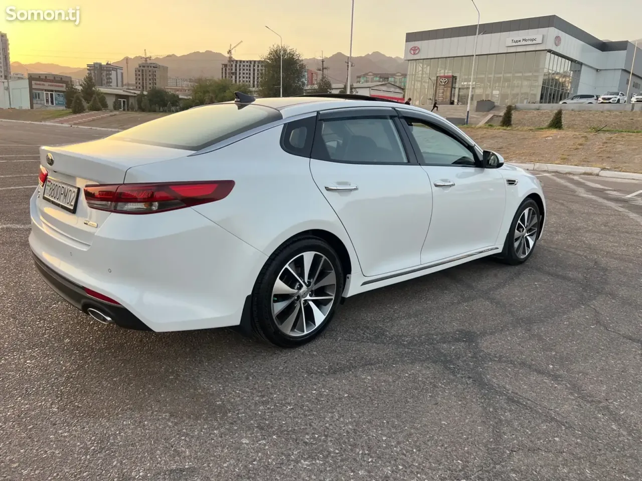 Kia K5 2016 · 1.7 AT