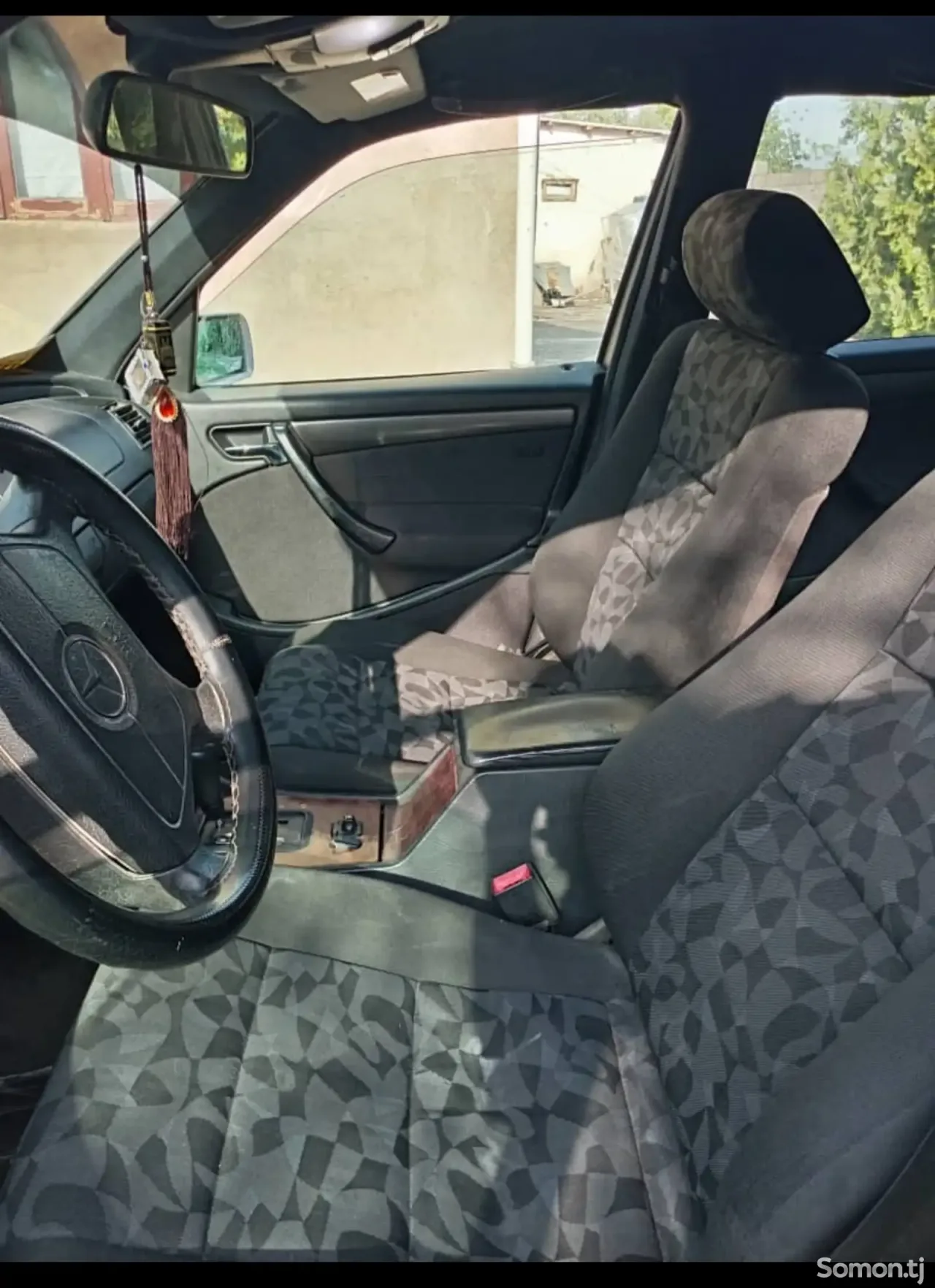 Mercedes-Benz C class 1998 · 2.0 AT