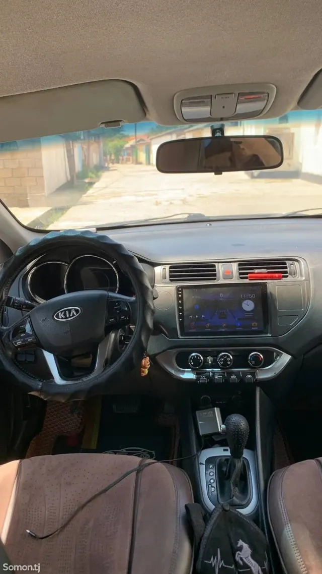 Kia Rio 2012 · 1.4 AT