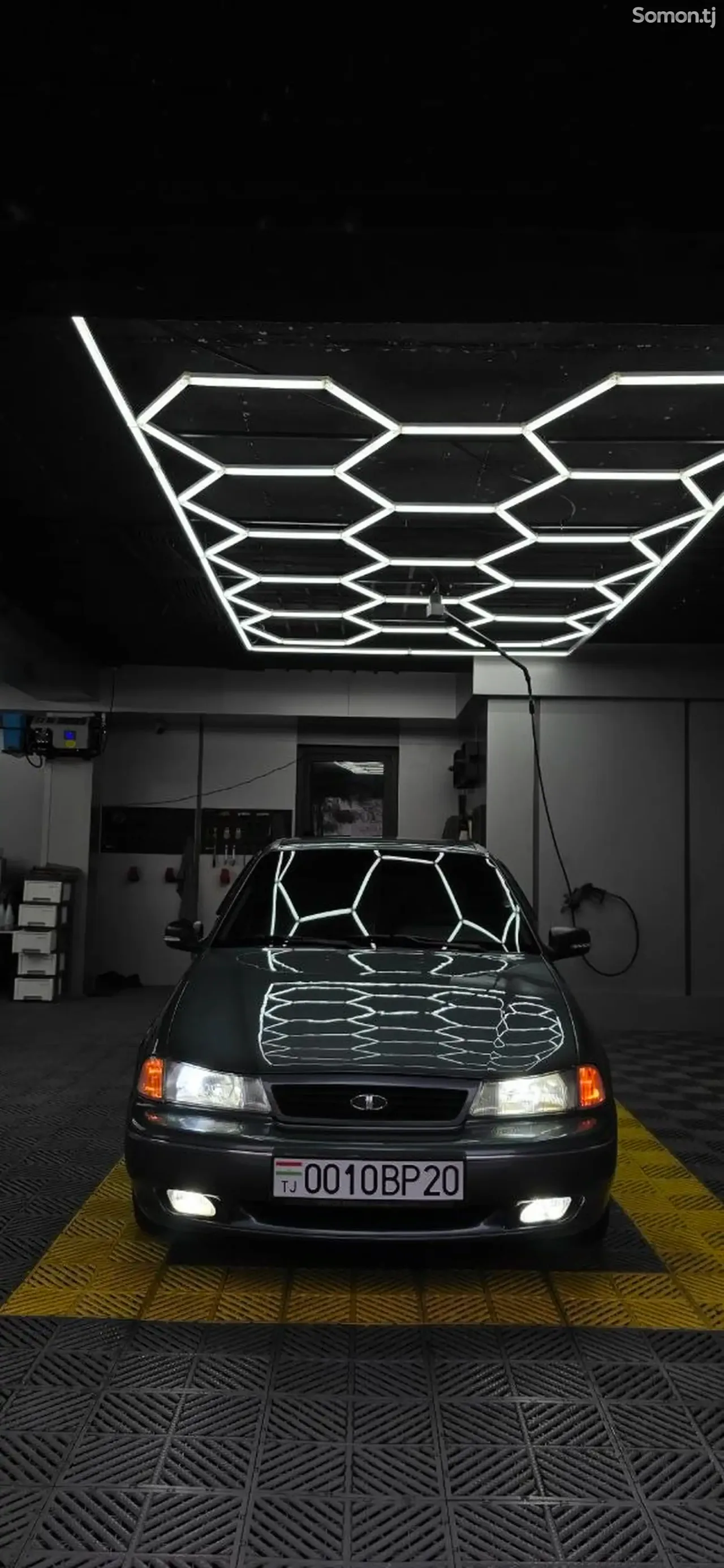 Daewoo Nexia 1995 · 1.6 MT