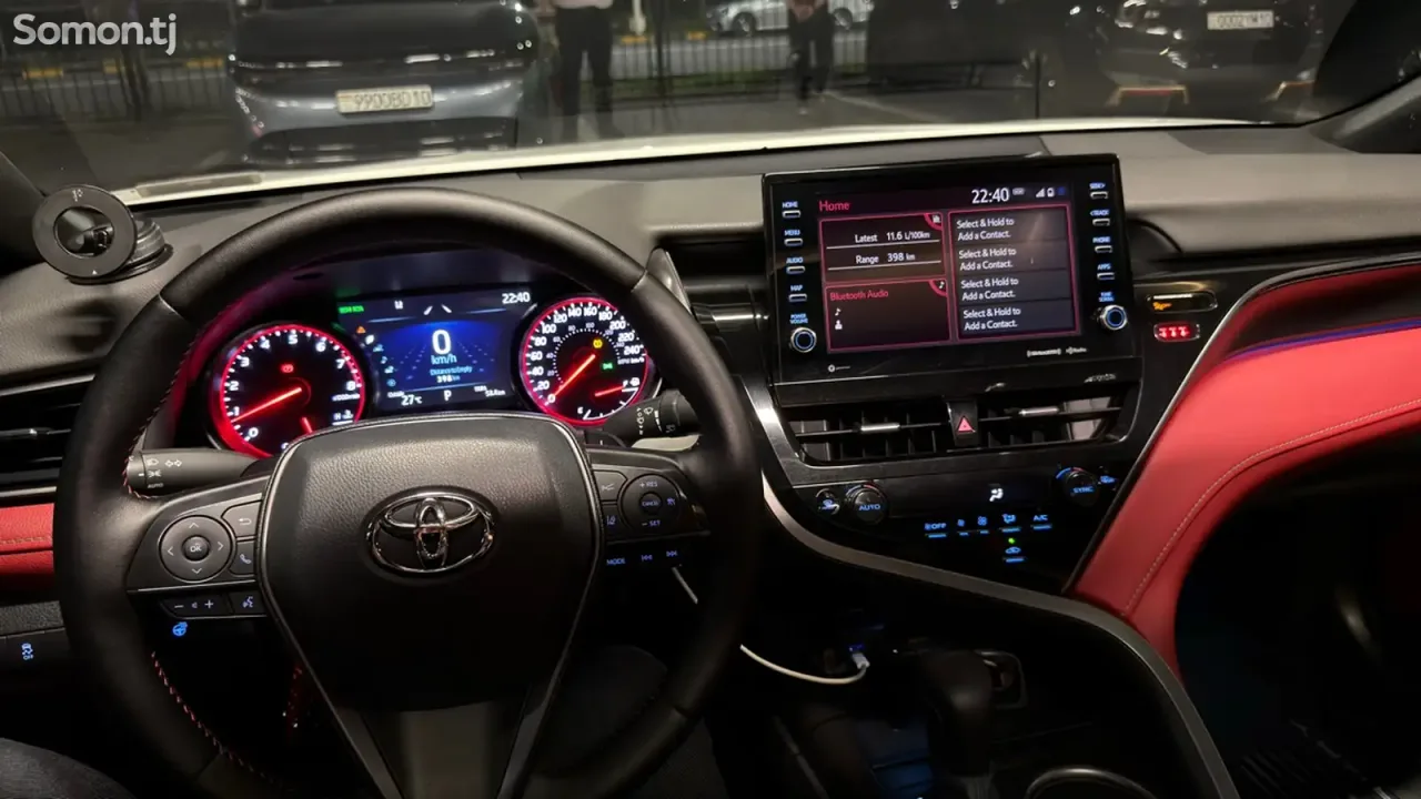 Toyota Camry 2022 · 2.5 AT