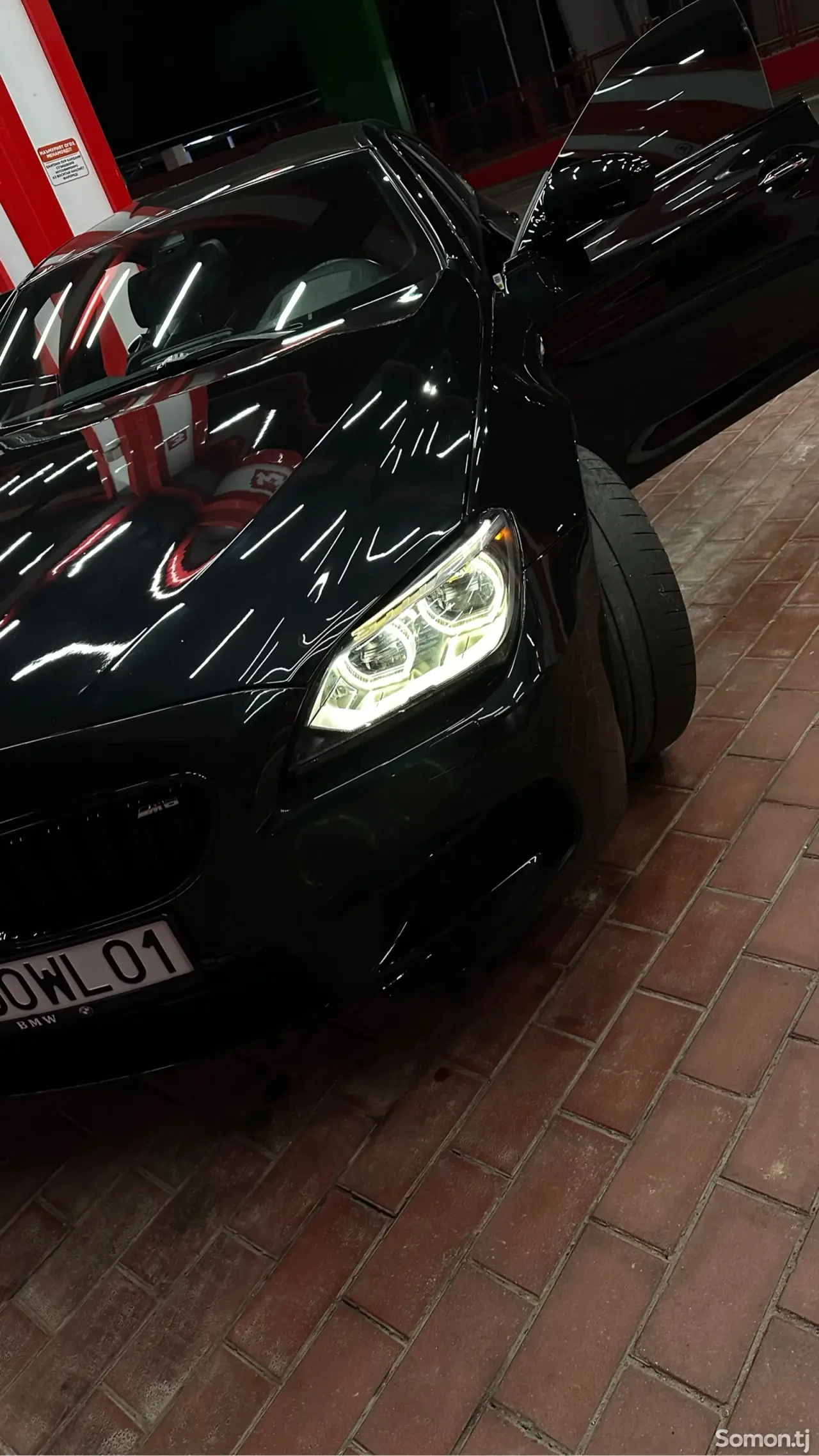 BMW M6 2014 · 4.4 AMT