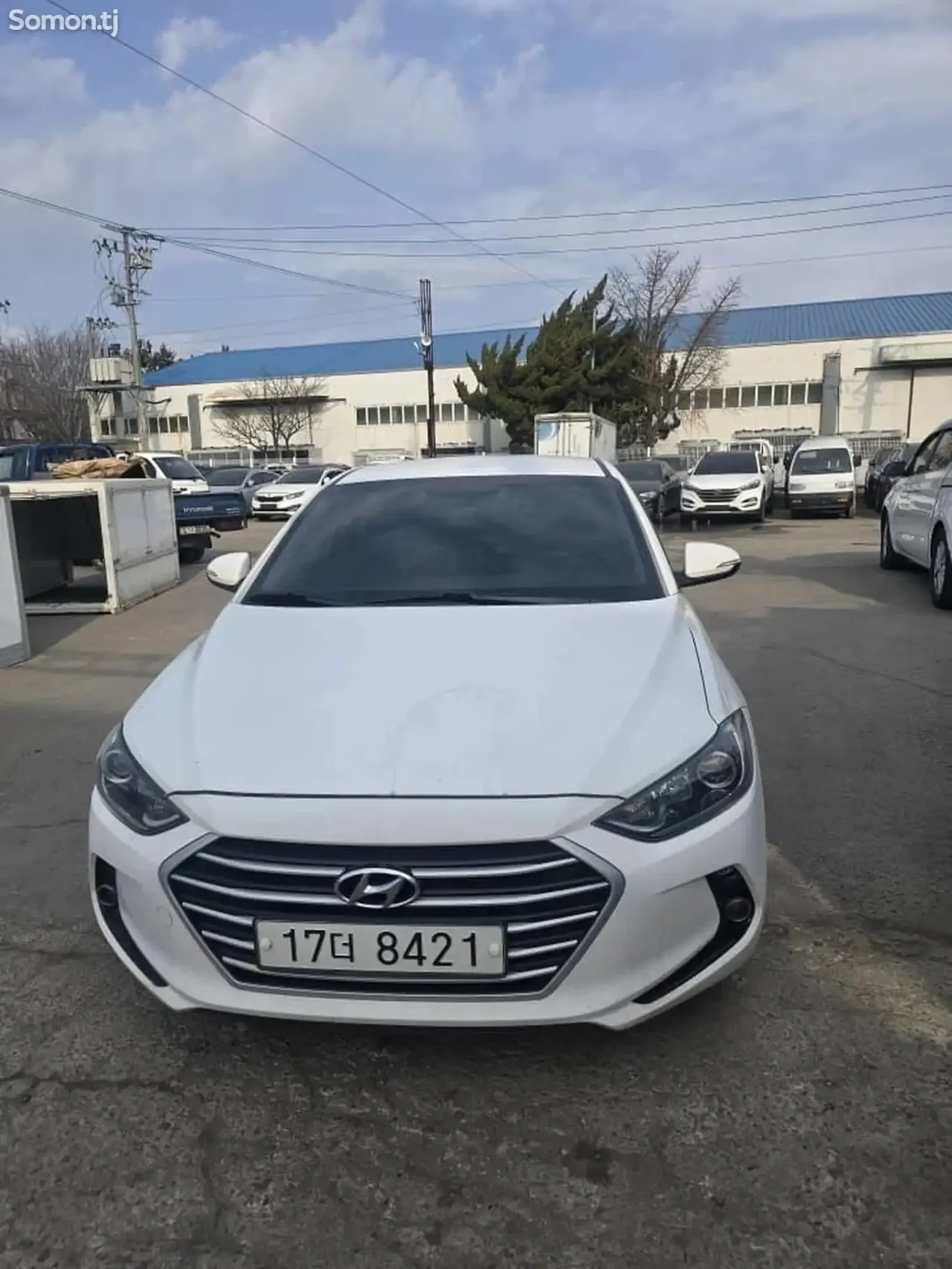Hyundai Avante 2016 · 1.6 AT