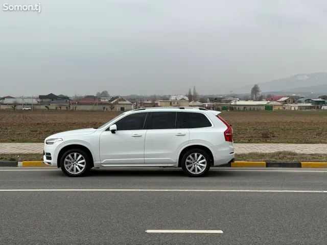 Volvo XC90 2019 · 2.2 AT
