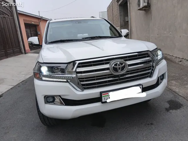 Toyota Land Cruiser 2011 · 4.0 AT