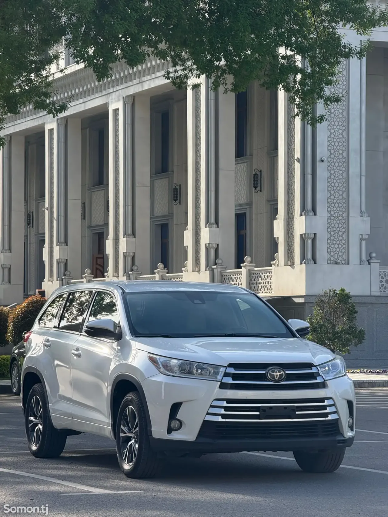 Toyota Highlander 2018 · 3.5 AT