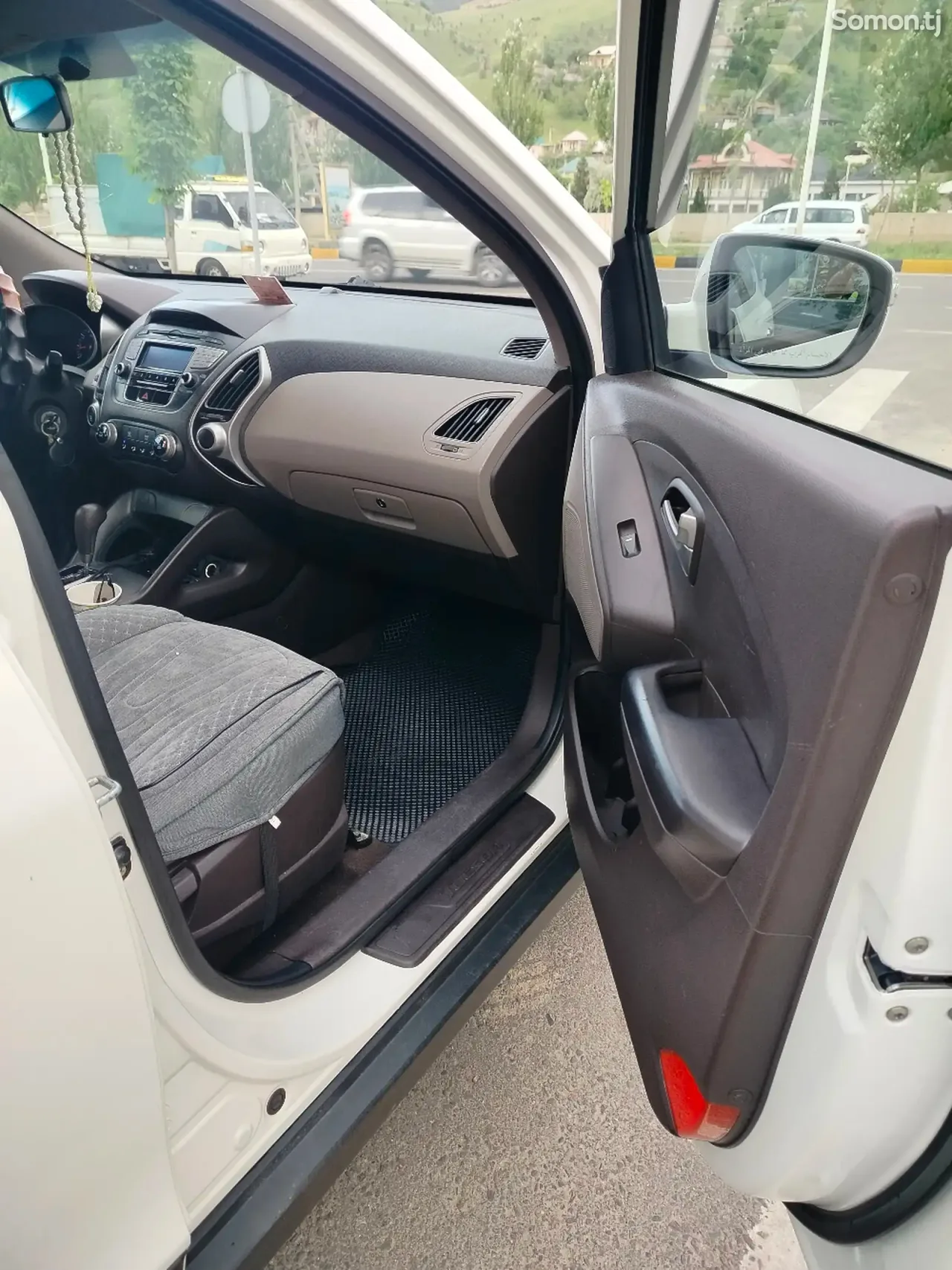 Hyundai Tucson 2011 · 2.4 AT