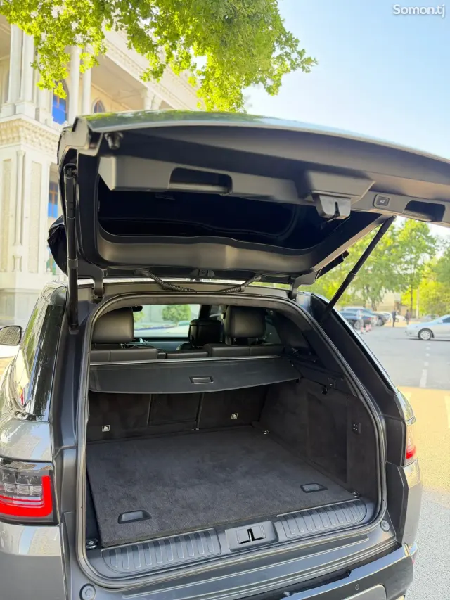 Land Rover Range Rover Sport 2019 · 3.0 AT