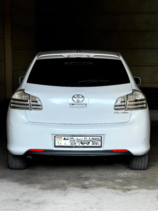 Toyota Blade 2008 · 2.4 AT