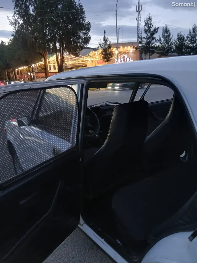 Lada (ВАЗ) 2103 2003 · 0.6 MT