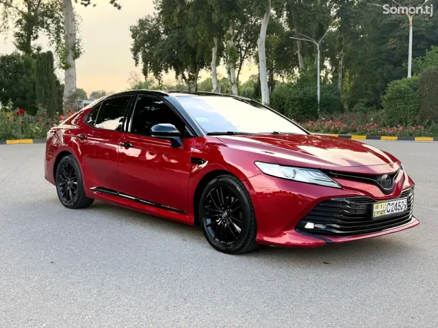 Toyota Camry 2017 · 2.5 AT