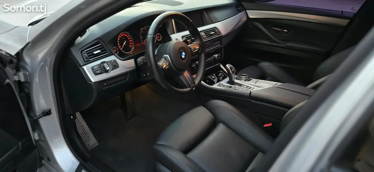 BMW 5 series 2014 · 3.0 AT