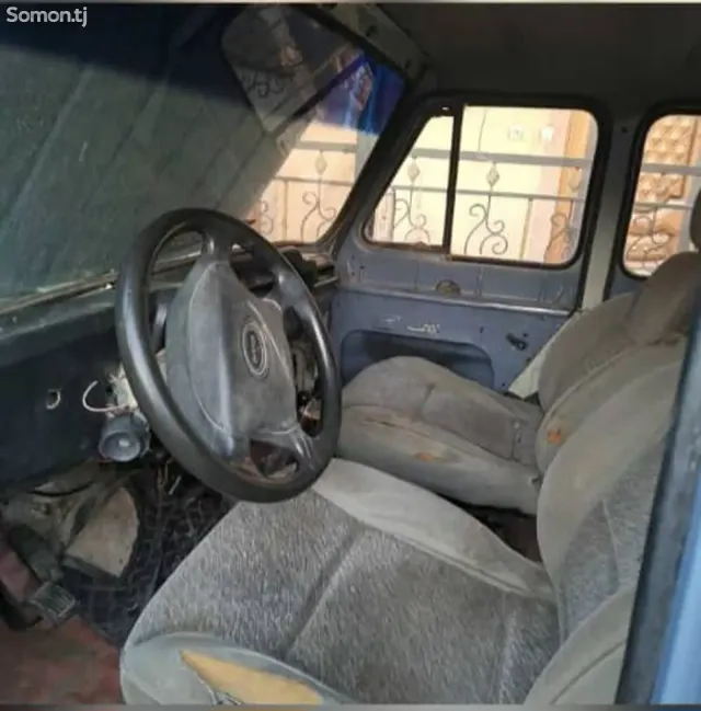 УАЗ 469Б 1999 · 2.4 MT