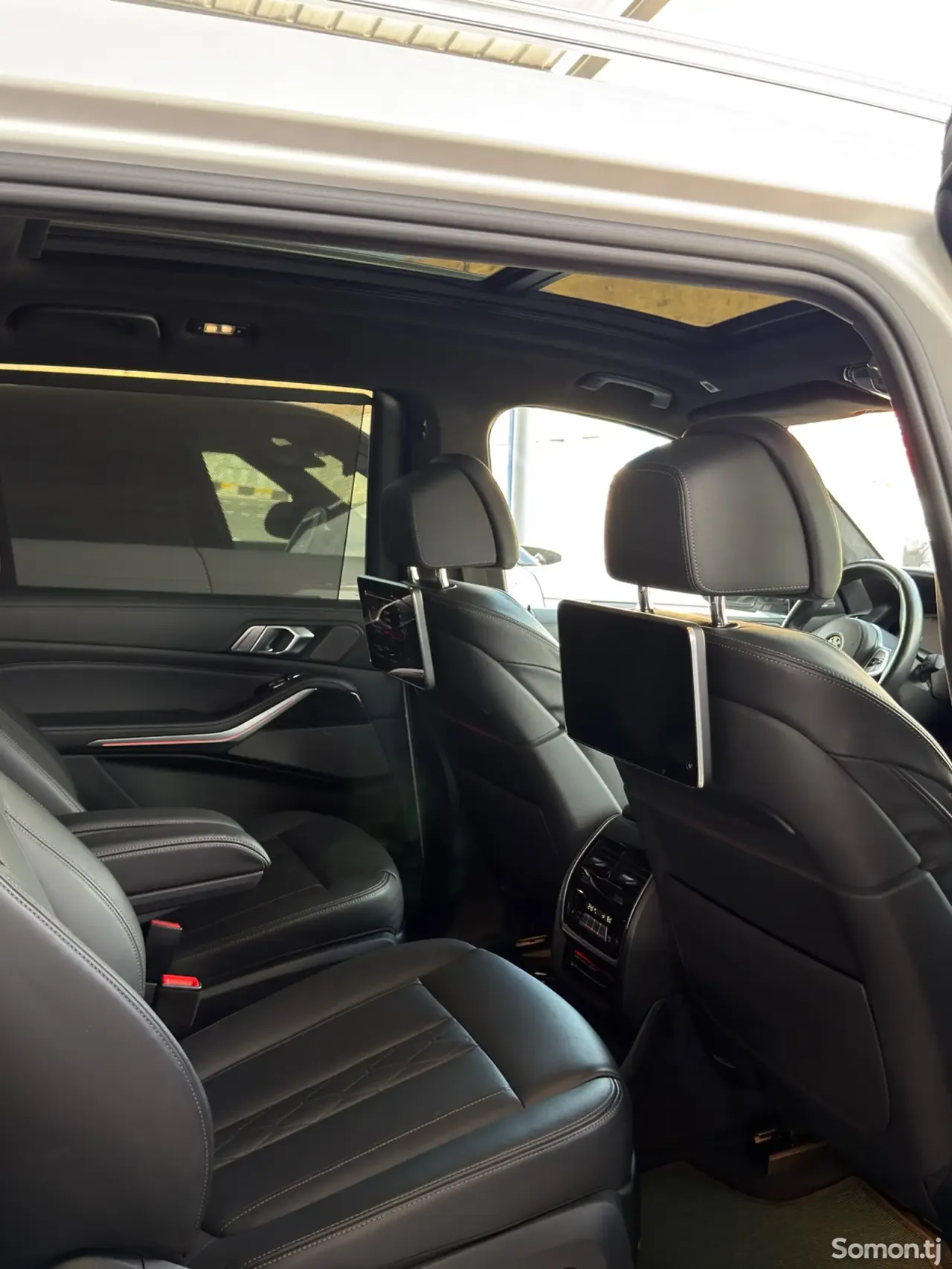 BMW X7 2021 · 3.0 AT