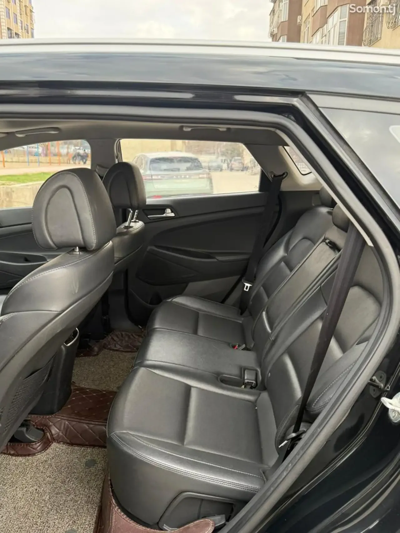 Hyundai Tucson 2017 · 1.6 AT