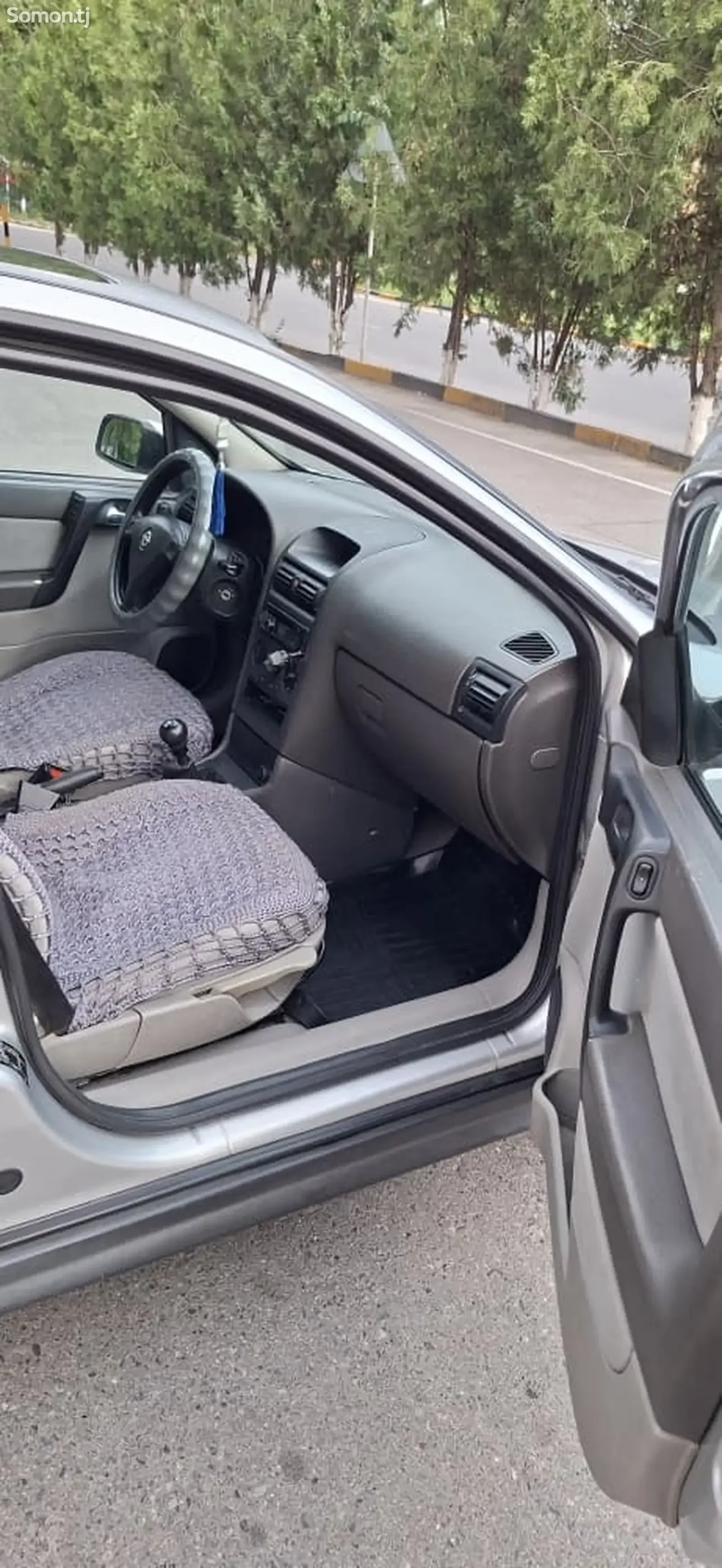 Opel Astra G 2000 · 1.8 MT