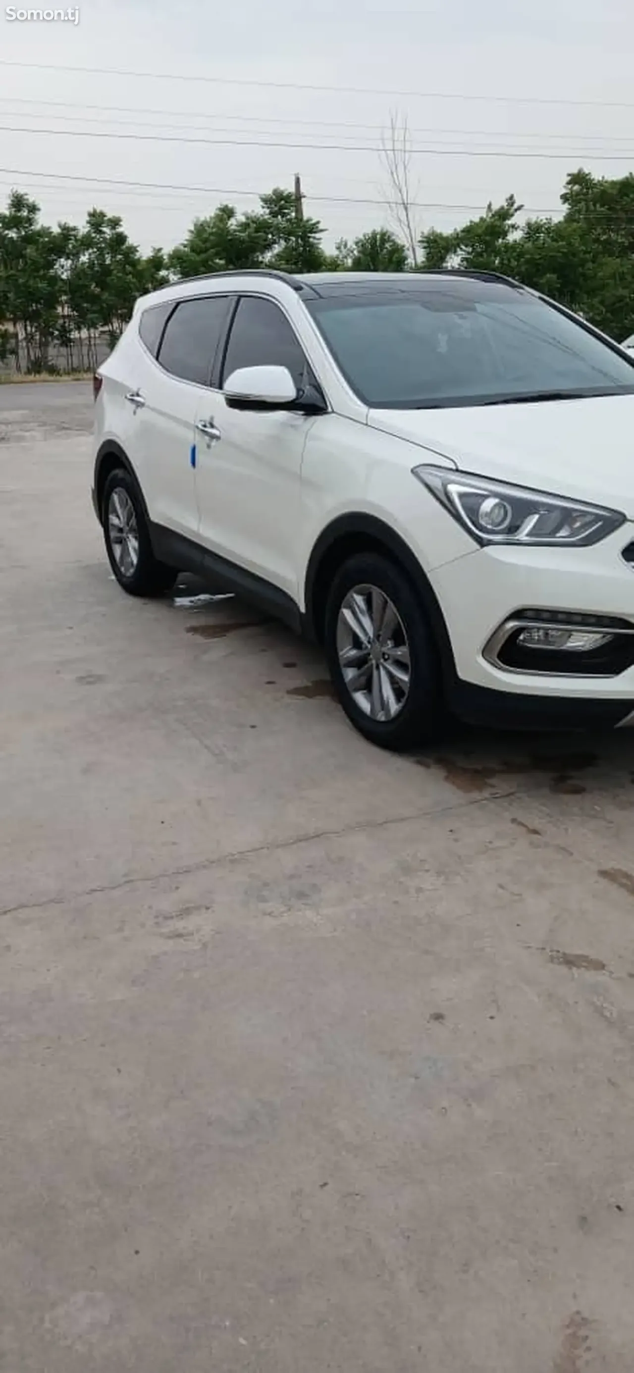 Hyundai Santa Fe 2016 · 2.0 AT