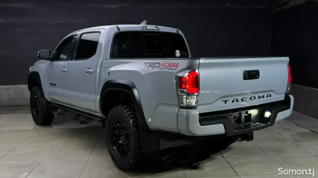 Toyota Land Cruiser Prado 2020 · 3.5 AT