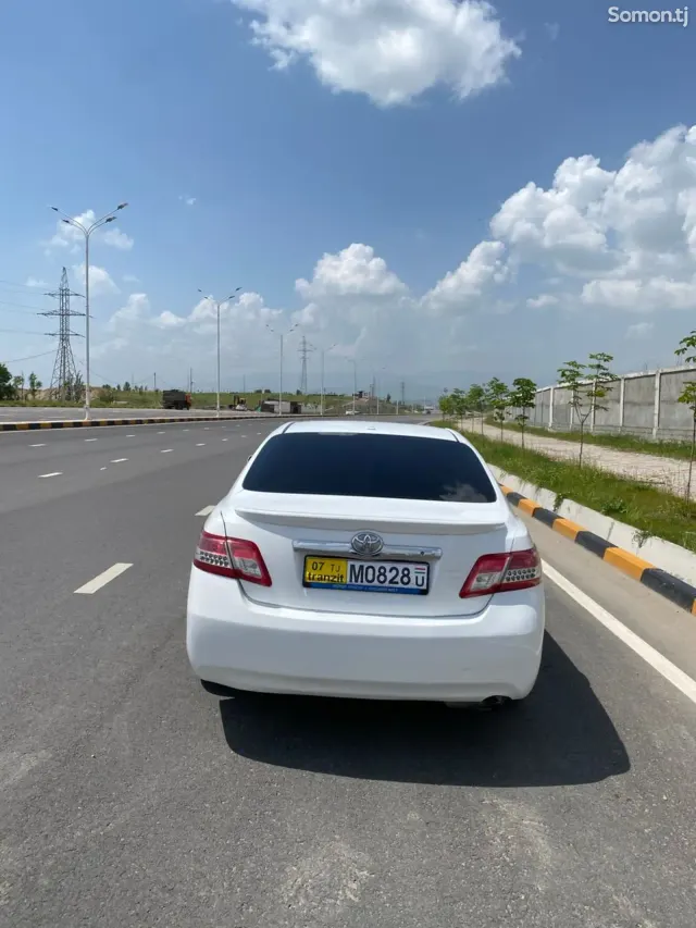 Toyota Camry 2010 · 2.5 AT