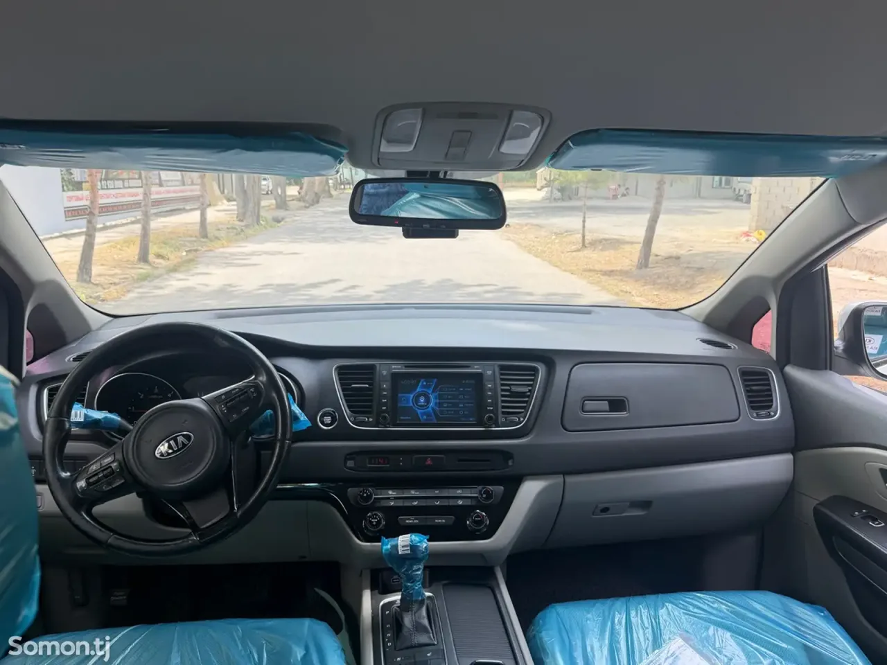 Kia Carnival 2014 · 2.2 AT