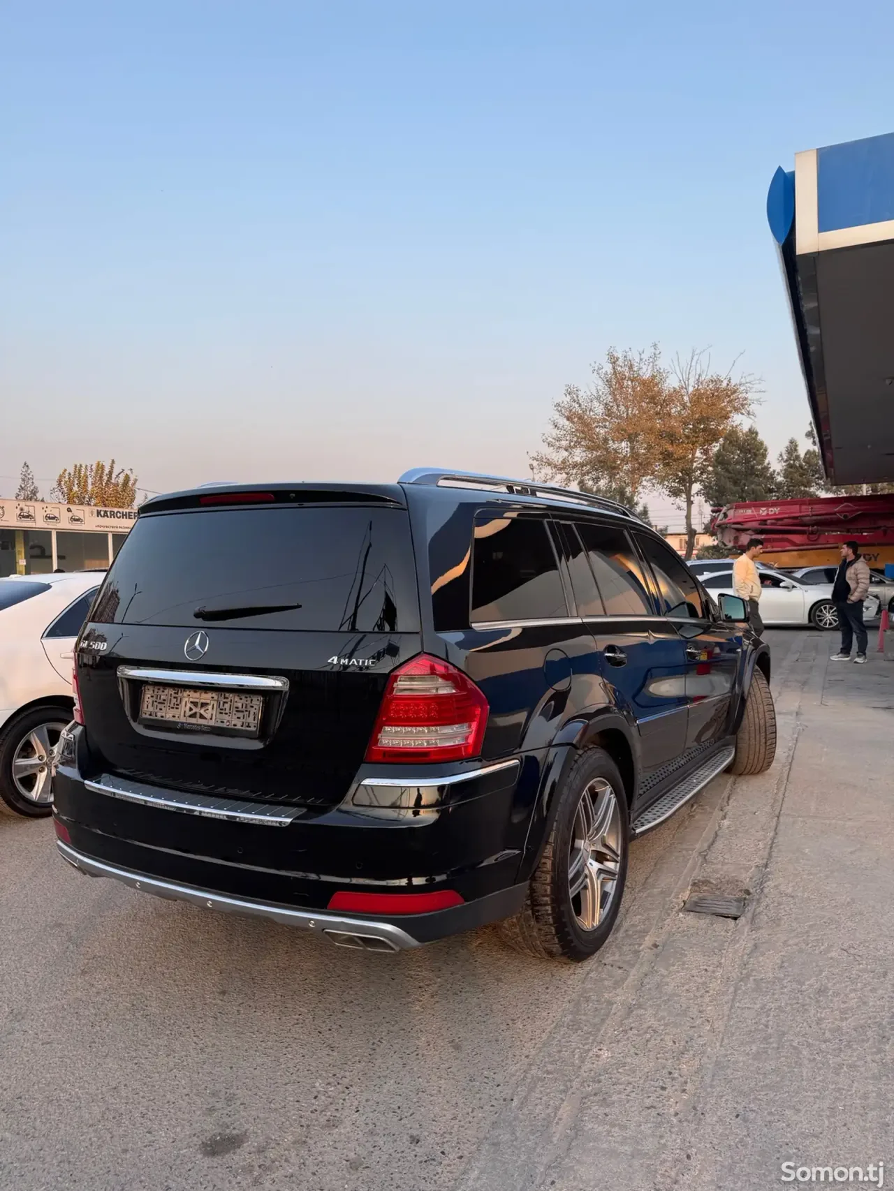 Mercedes-Benz GL class 2012 · 5.0 AT