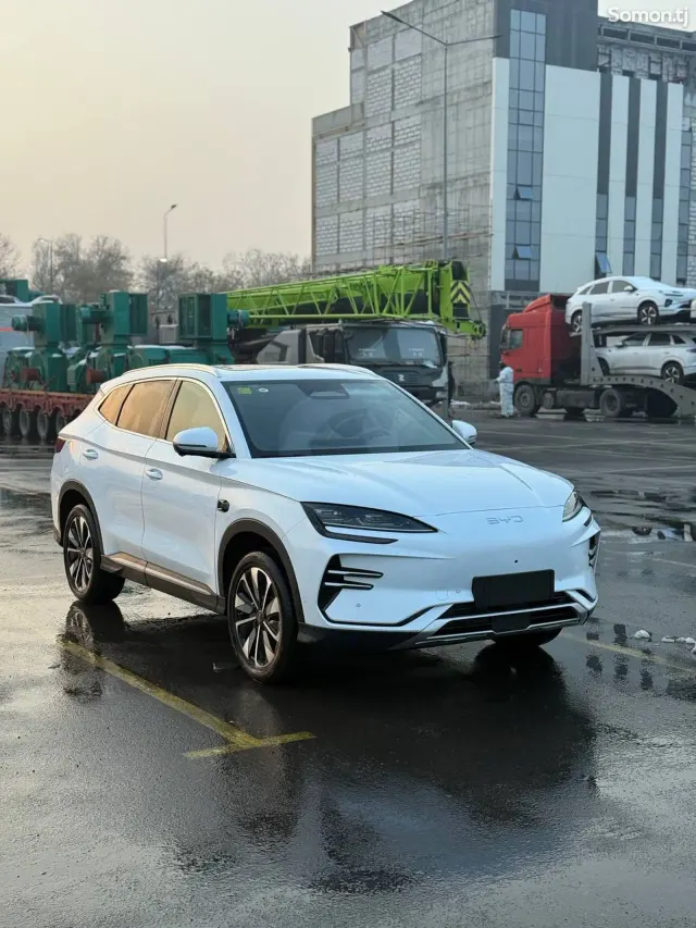BYD Song Plus 2025 · AT
