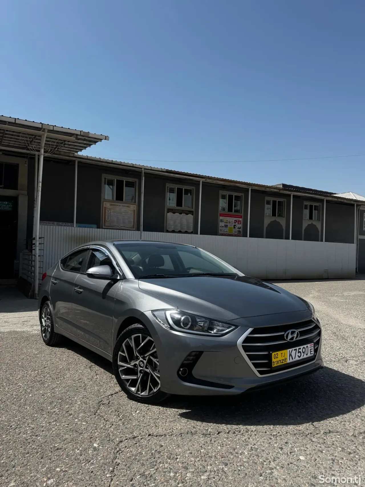 Hyundai Avante 2016 · 1.6 AT