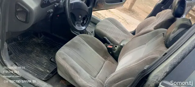 Daewoo Espero 1996 · 1.8 MT