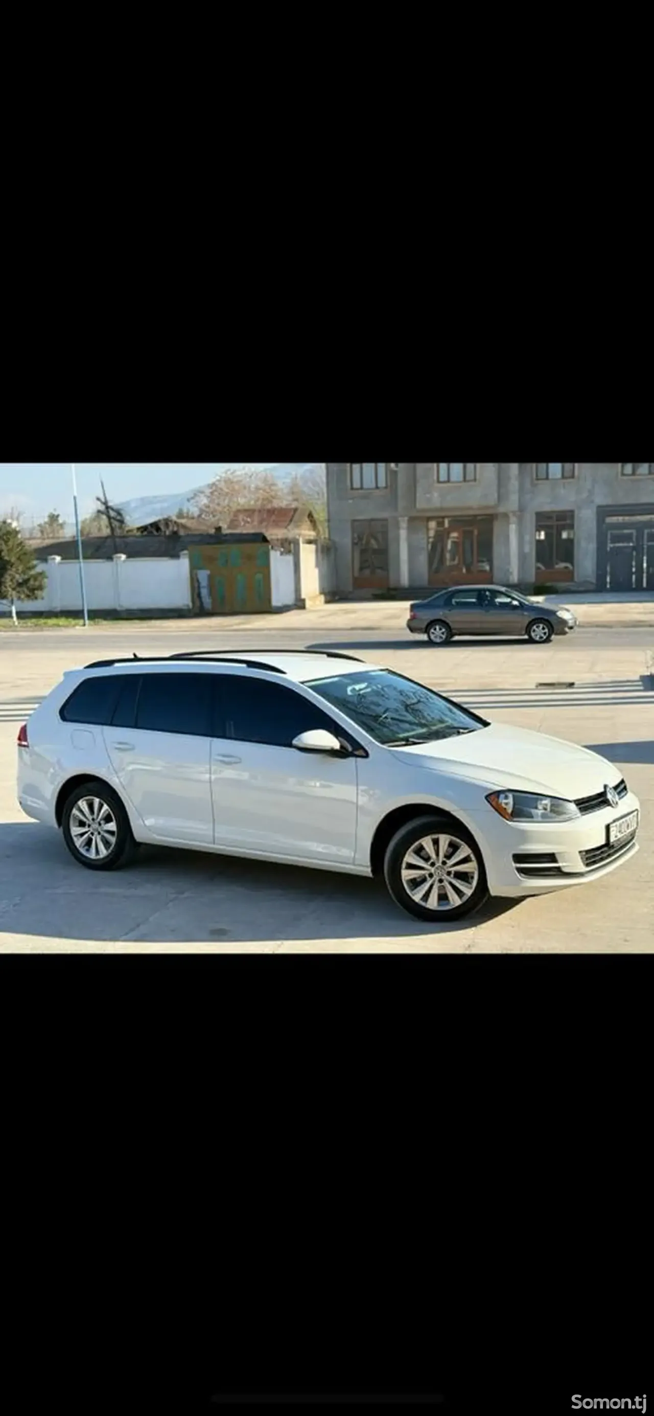 Volkswagen Golf 2015 · 1.8 MT
